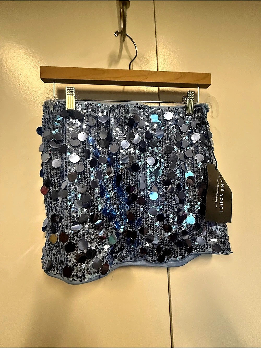 NWT Sans Souci Sequin Mini Skirt. Sexy.  Las Vegas.  Birthday party.